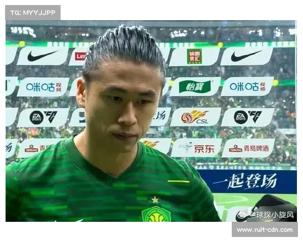张玉宁回归国安!停赛两战终解禁,全队列队拍头迎核心 张玉宁回归国安!停赛两战终解禁,全队列队拍头迎核心